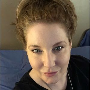 Meet your Posher, Leslie